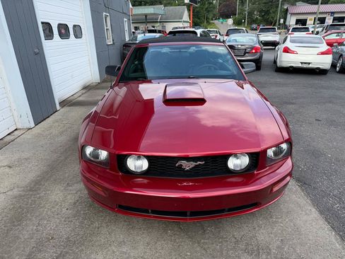 Used 2007 Ford Mustang GT RWD image 4