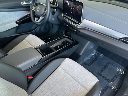 New 2025 Volkswagen ID.4 Pro image 15
