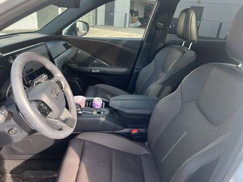 Used 2026 Lexus TX 350 AWD w/ Technology Package image 12