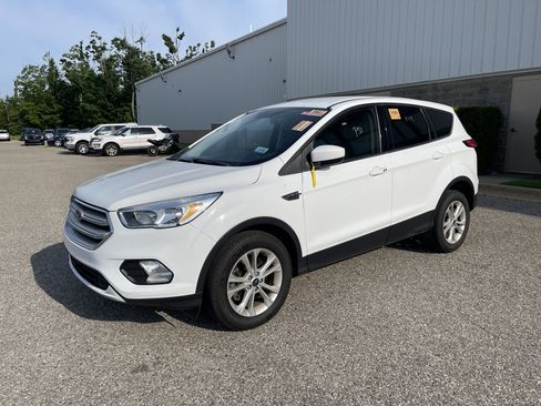 Used 2019 Ford Escape SE AWD/4WD image 8