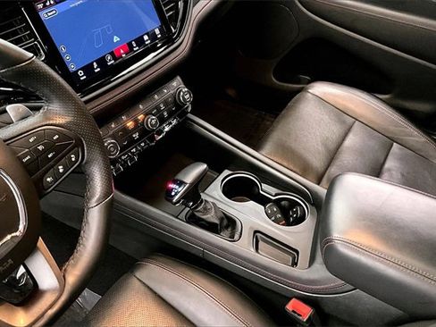 Used 2024 Dodge Durango GT image 13
