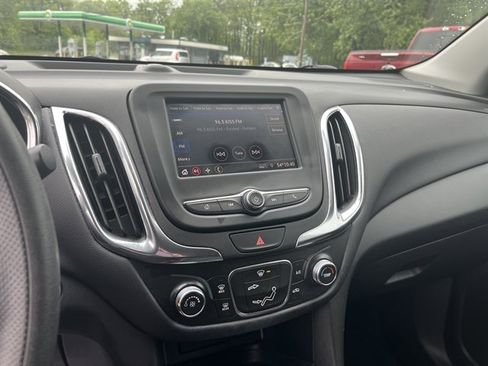 Used 2021 Chevrolet Equinox LT AWD/4WD image 24