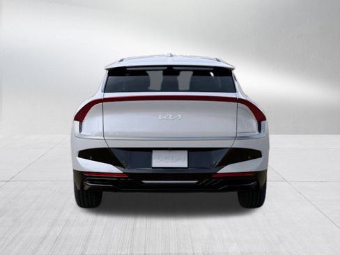 New 2025 Kia EV6 Wind image 9