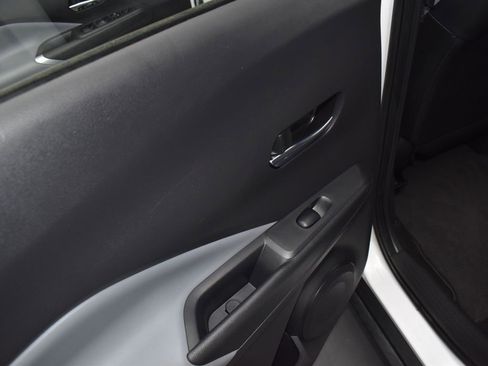 Used 2023 Nissan Kicks SR w/ SR Premium Package image 27