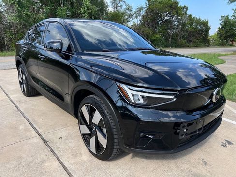 Used 2022 Volvo C40 P8 Recharge Ultimate AWD/4WD image 4