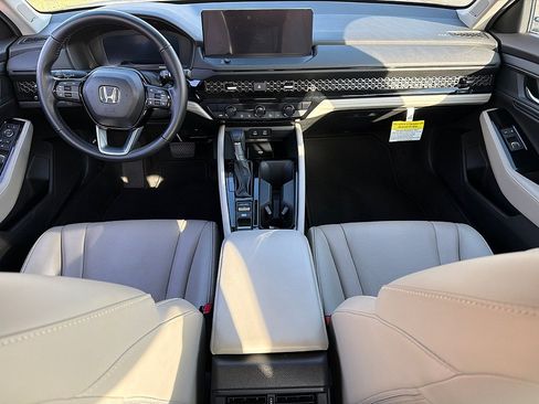 Certified 2024 Honda Accord Touring image 6