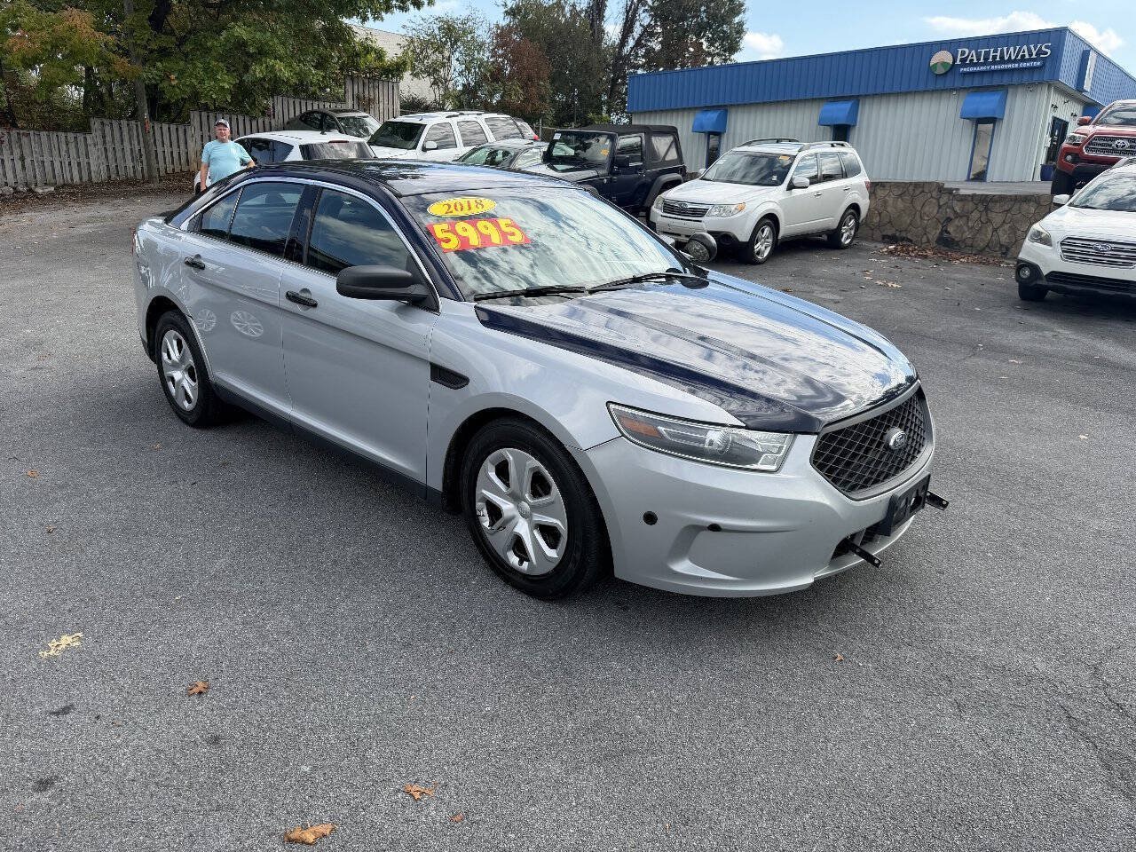 Used 2018 Ford Taurus Police Interceptor AWD image 3