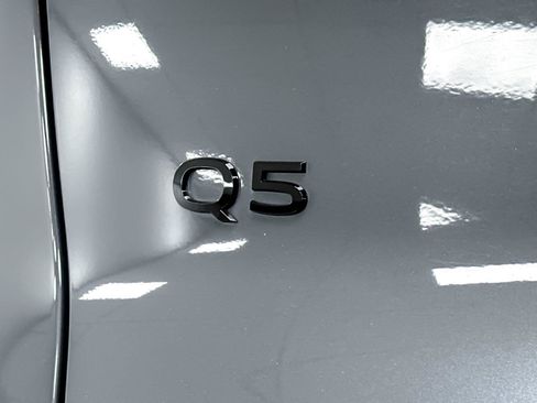 Certified 2025 Audi Q5 Premium w/ Convenience Package AWD/4WD image 27