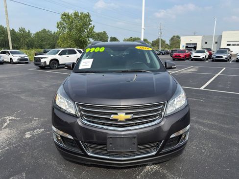 Used 2016 Chevrolet Traverse LT w/ Style and Technology Package AWD/4WD image 10