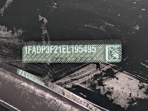 Used 2014 Ford Focus SE w/ SE Winter Package image 12