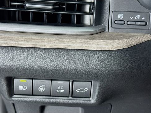 New 2026 Toyota Grand Highlander AWD Hybrid image 14