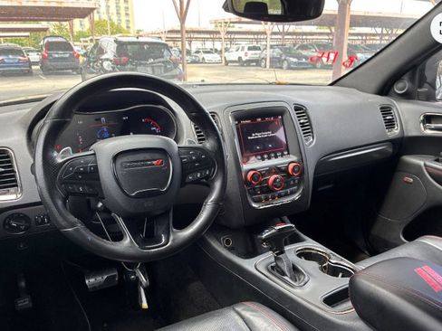 Used 2018 Dodge Durango R/T w/ Technology Group RWD image 10