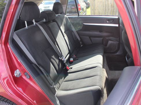 Used 2014 Subaru Outback 2.5i w/ Alloy Wheel Package image 30