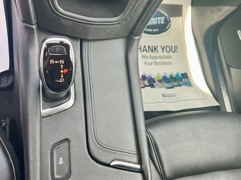 Used 2018 Cadillac XT5 Luxury w/ Driver Awareness Package FWD image 15