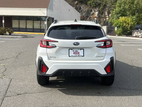 Certified 2024 Subaru Crosstrek 2.0i Premium image 6
