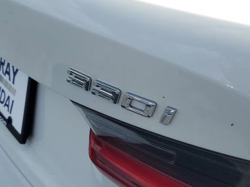 Used 2022 BMW 330i 330i w/ Driving Assistance Package image 6