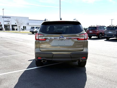 Certified 2025 Subaru Ascent Premium AWD/4WD image 10