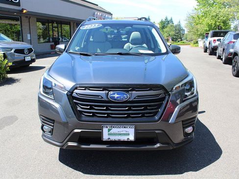 Used 2023 Subaru Forester Limited AWD/4WD image 7