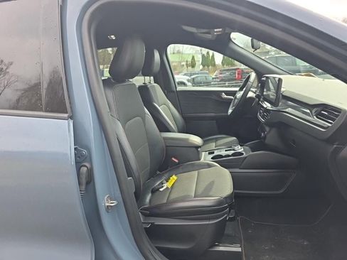 Used 2023 Ford Escape ST-Line w/ Tech Pack #1 image 9