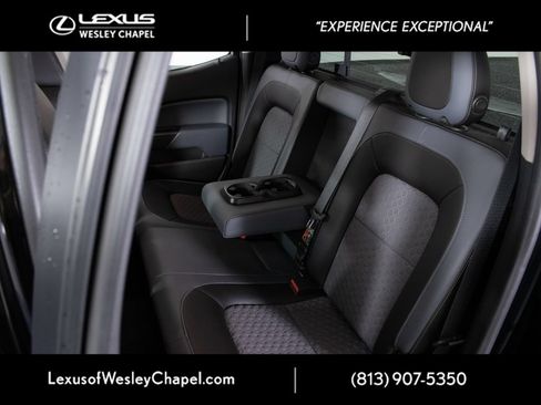 Used 2015 Chevrolet Colorado Z71 AWD/4WD image 21