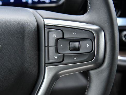 Used 2024 Chevrolet Silverado 1500 LT image 29