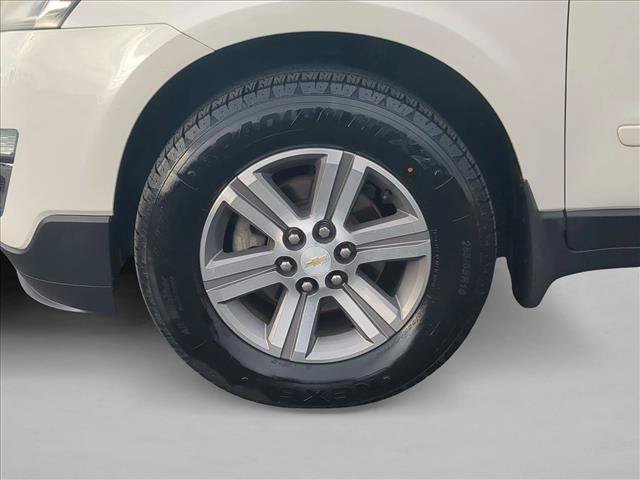 Used 2015 Chevrolet Traverse LT FWD image 25