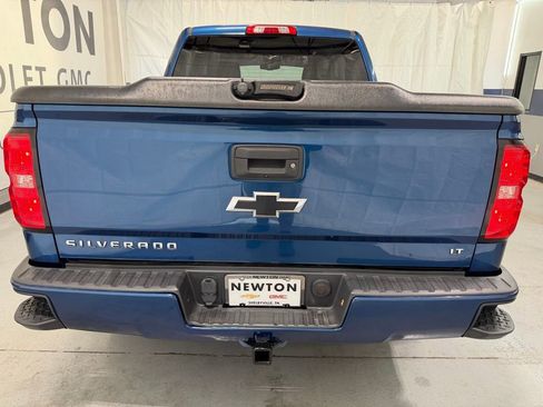 Used 2018 Chevrolet Silverado 1500 LT w/ All Star Edition image 31