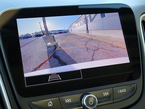 Used 2024 Chevrolet Malibu LT image 12