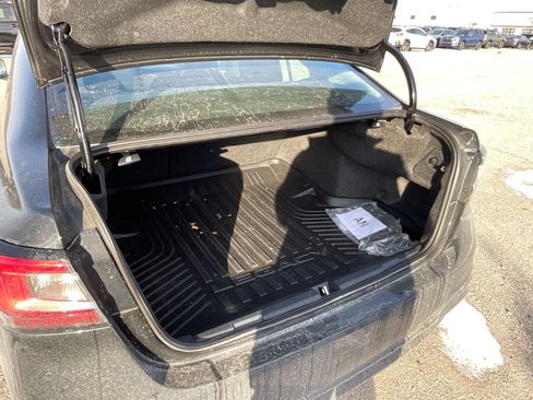 Used 2024 Subaru Legacy Premium image 22