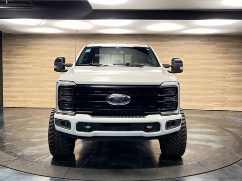 Used 2023 Ford F350 Platinum image 21