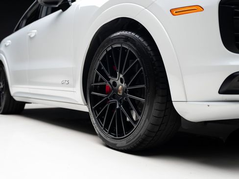 Used 2021 Porsche Cayenne GTS AWD/4WD image 82