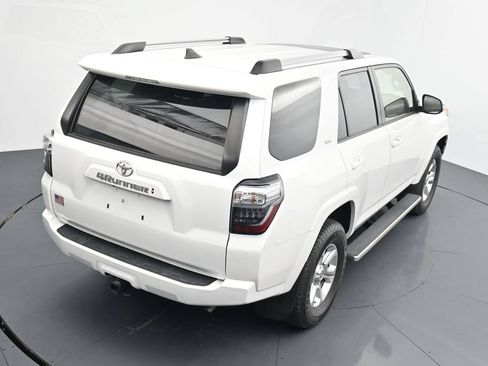 Used 2024 Toyota 4Runner SR5 Premium w/ Moonroof Package AWD/4WD image 15