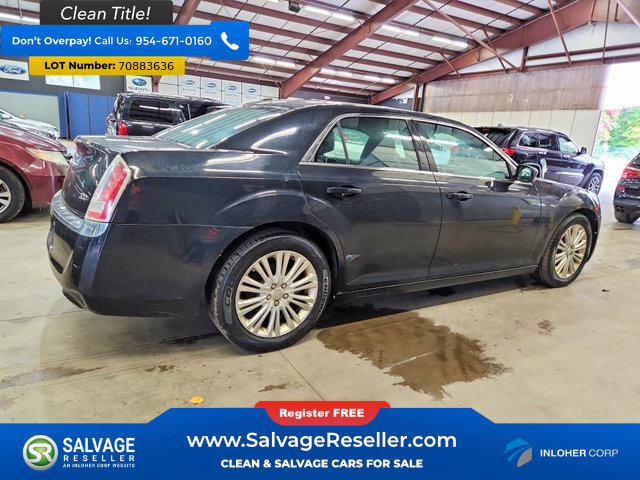 Used 2013 Chrysler 300 AWD w/ Driver Convenience Group image 4