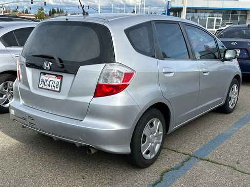 Used 2012 Honda Fit image 2