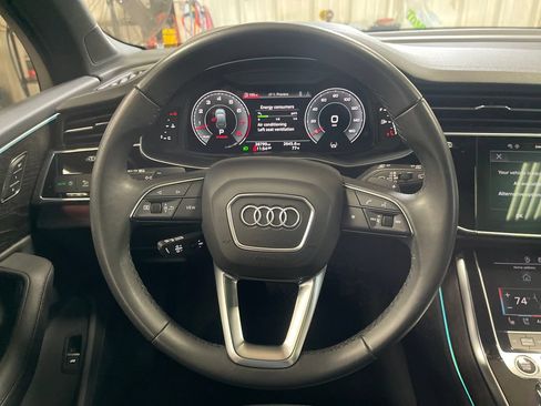 Used 2023 Audi Q7 3.0T Premium Plus w/ Premium Plus Package AWD/4WD image 21