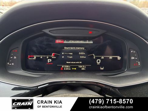 Used 2021 Audi Q8 Prestige w/ Prestige Package image 18