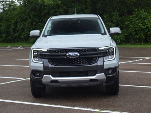 Used 2024 Ford Ranger Lariat w/ FX4 Off-Road Package AWD/4WD image 21