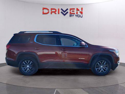Used 2017 GMC Acadia SLT image 6
