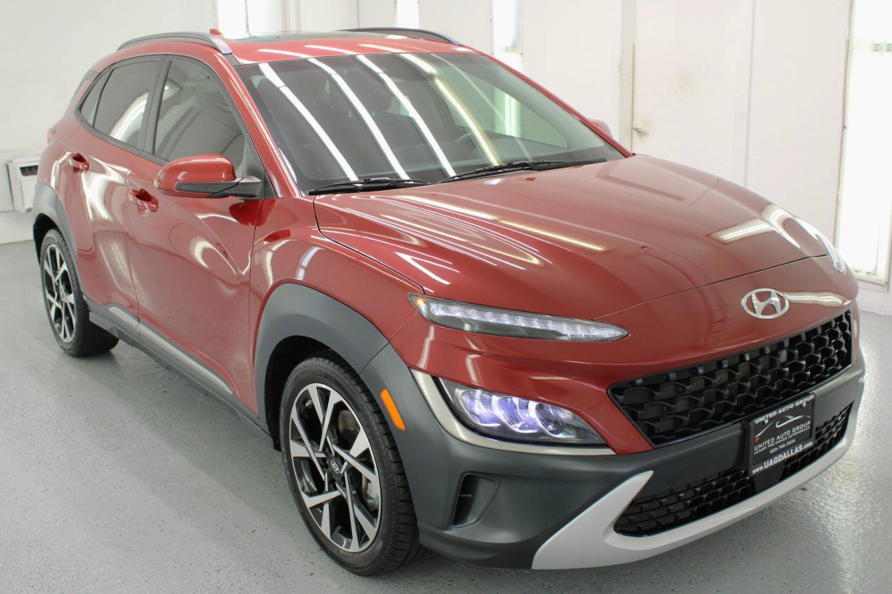 Used 2023 Hyundai Kona Limited AWD/4WD image 11