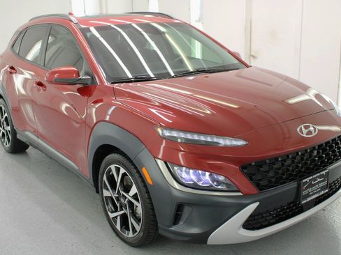 Used 2023 Hyundai Kona Limited AWD/4WD image 11