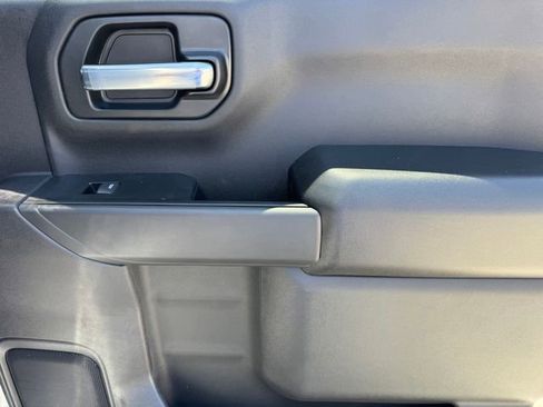 New 2026 Chevrolet Silverado 1500 Custom RWD image 10