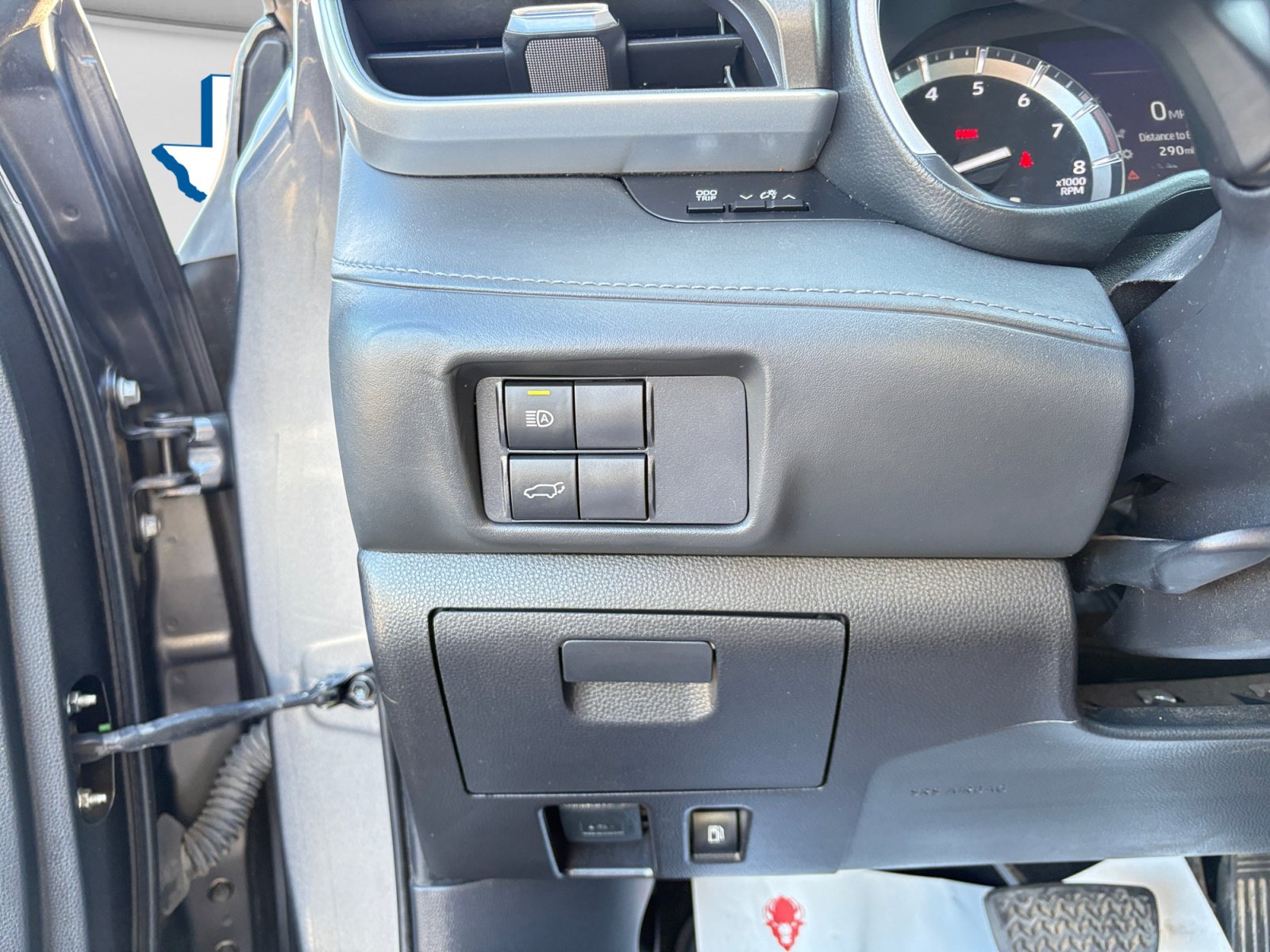 Used 2021 Toyota Highlander XLE FWD image 20