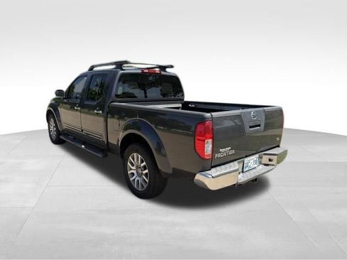Used 2012 Nissan Frontier SL RWD image 7