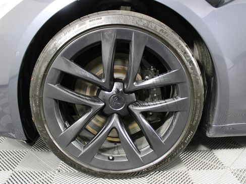 Used 2021 Tesla Model S Plaid image 45