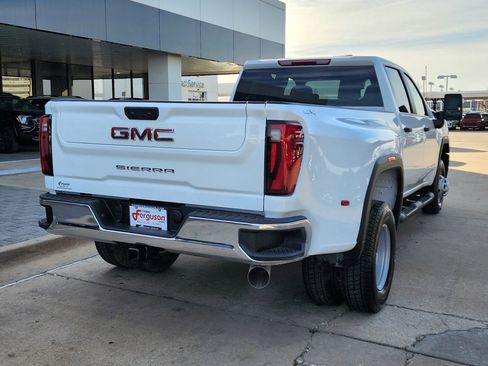 New 2026 GMC Sierra 3500 Pro image 3