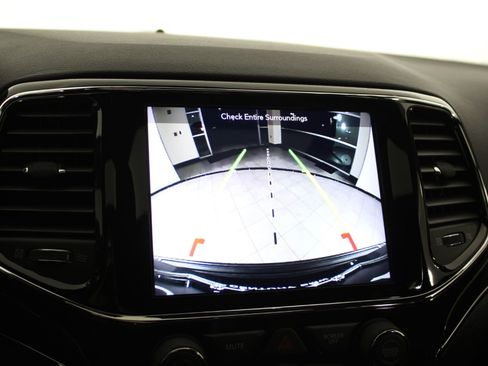 Used 2019 Jeep Grand Cherokee Trailhawk image 31