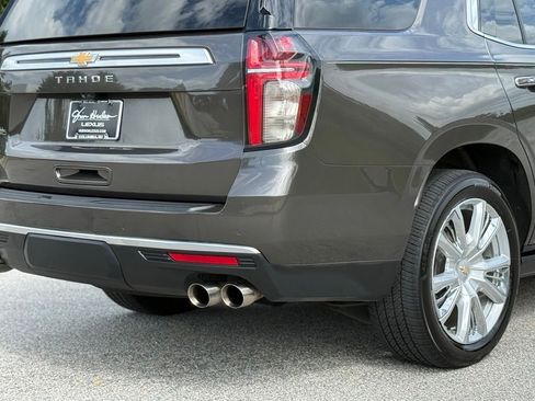 Used 2021 Chevrolet Tahoe High Country AWD/4WD image 16