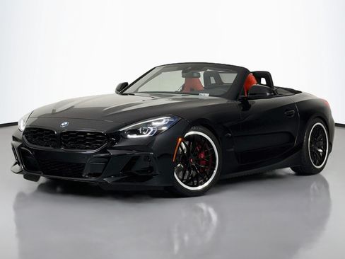 Used 2026 BMW Z4 M40i w/ Shadowloine Package RWD image 2