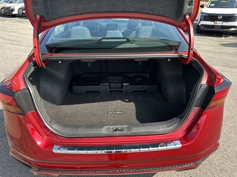 Certified 2020 Nissan Altima 2.5 SV image 9