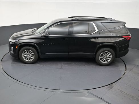 Used 2023 Chevrolet Traverse LT FWD image 14